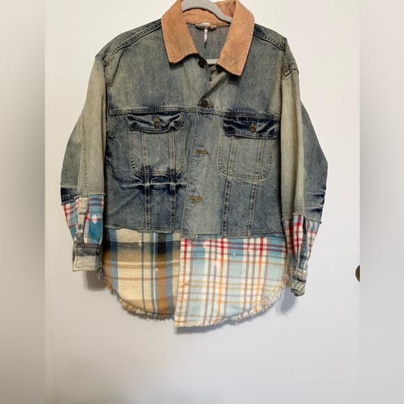 Free People Blue Denim Jacket with Plaid Details Trucker Shirt Jacket Preppy VTG - Picture 3 of 12